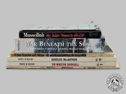 united_kingdom,_united_states,_italy._lot_of_seven_second_war_themed_publications_36_m21_mnc8172