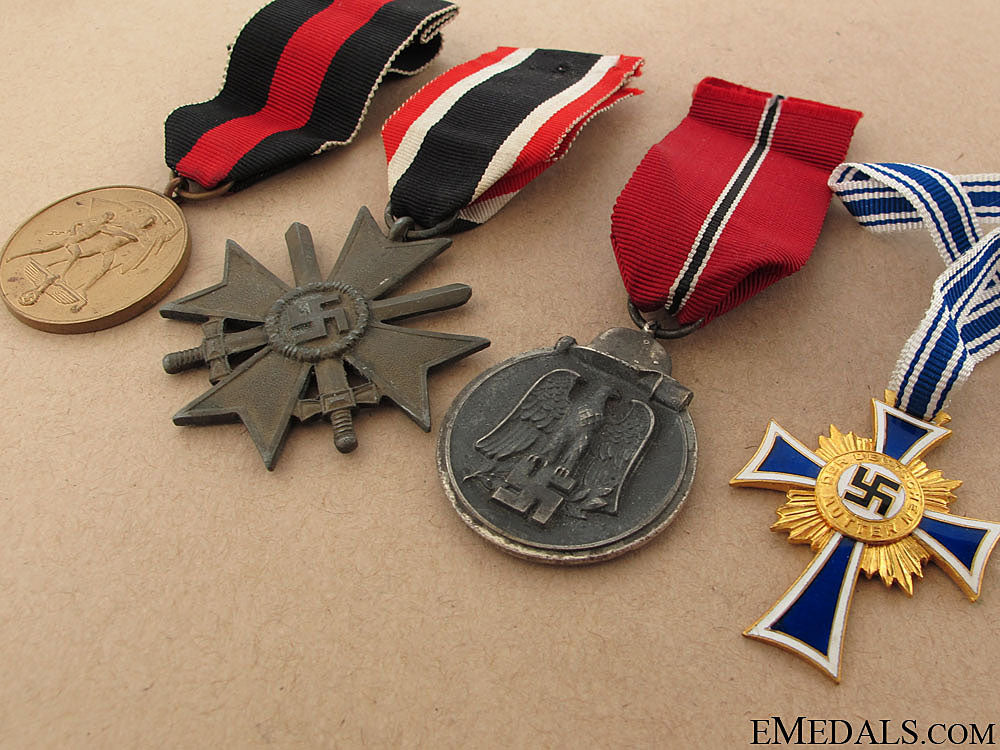 group_of_four_german_awards_38.jpg50c60d5540bfb