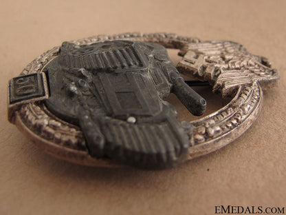 panzer_badge-_grade_iii(50)–_juncker_38.jpg5185430dbe907