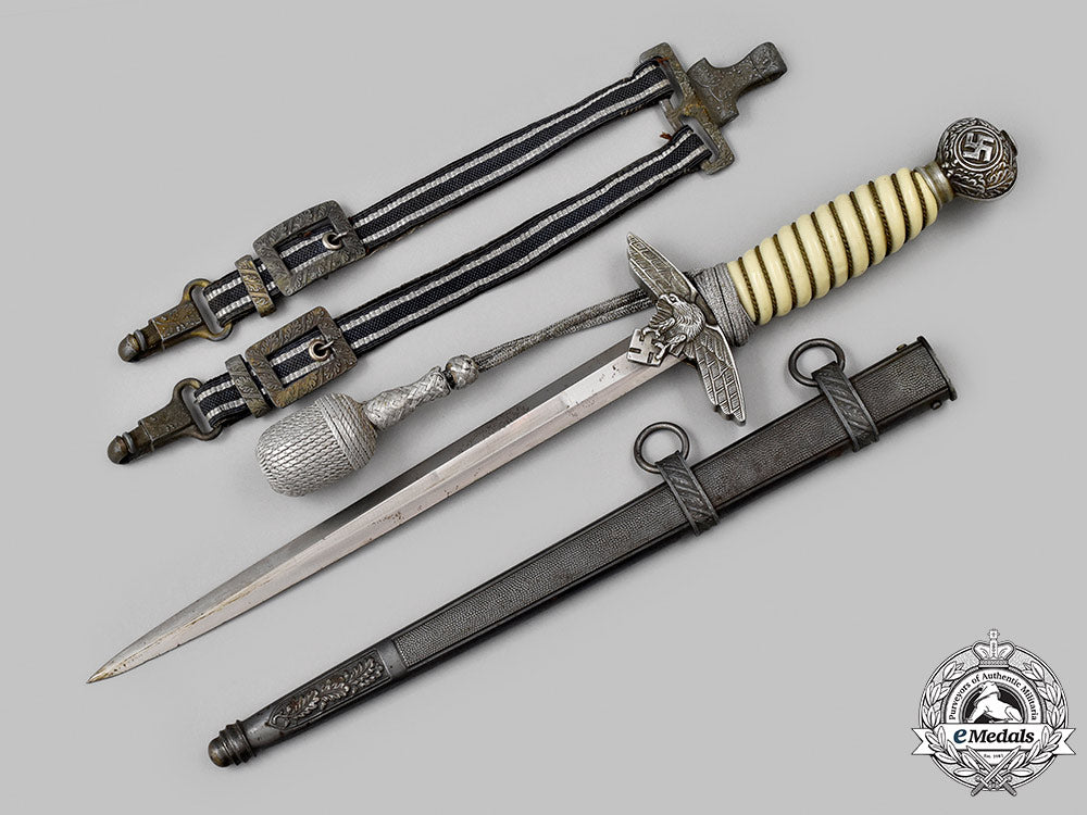 germany,_luftwaffe._an_officer’s_dress_dagger,_with_hanger_38_m21_mnc2519