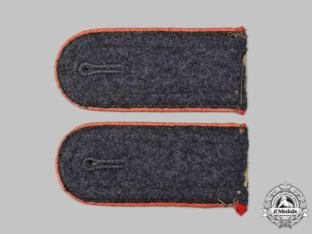 germany,_luftwaffe._a_set_of_flak/_artillery_unteroffizier_shoulder_straps_38_m21_mnc2620_1