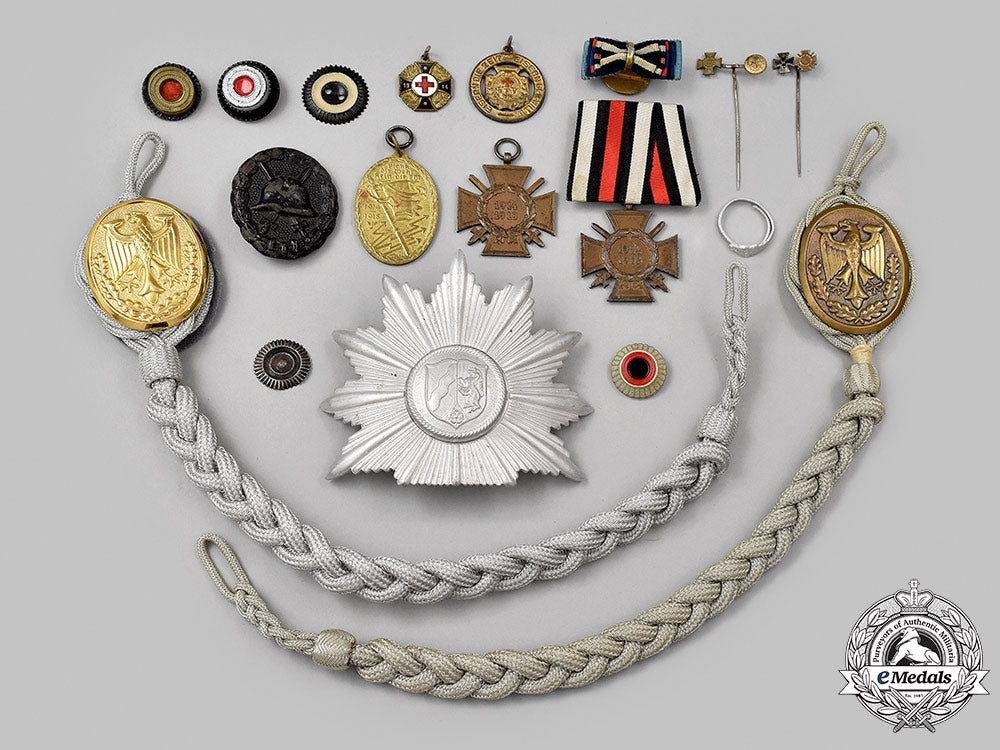 germany._a_mixed_lot_of_decorations_and_insignia_396_m21_mnc0539_1