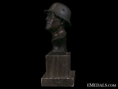 an_army(_heer)_bronze_statue_39.jpg50eee1010e9c6