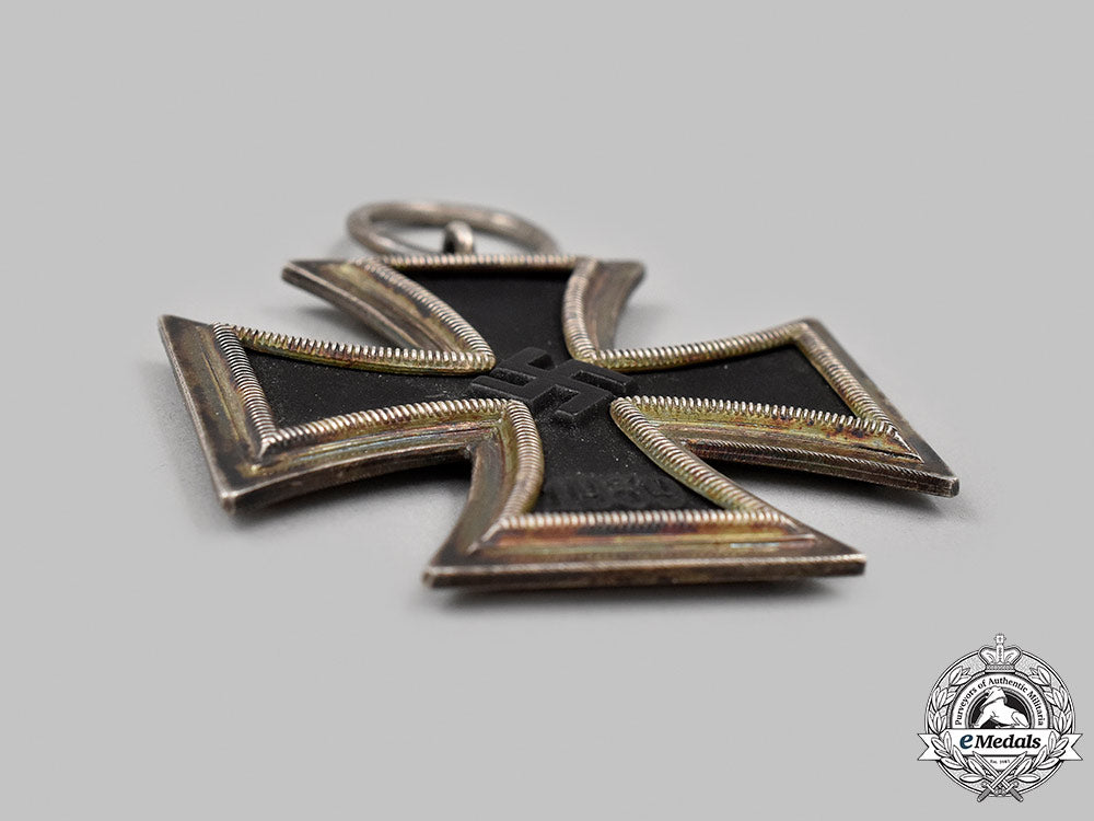 germany,_wehrmacht._a1939_iron_cross_ii_class,_by_paul_küst_39_m21_mnc2290