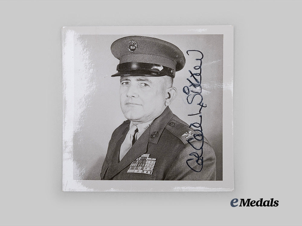 united_states._a_signed_photograph_of_congressional_medal_of_honor_recipient,1st_marine_division,_u_s_m_c_e_medals__w8674_5