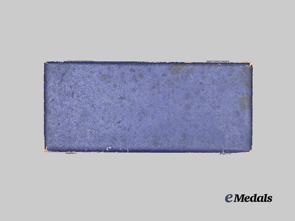 united_kingdom,_canada._an_ancient_order_of_froth_blowers_collar_to_thain_wendell_mac_dowell,_v._c._recipient_for_actions_at_vimy_ridge,1917_e_medals__g_b8637_2