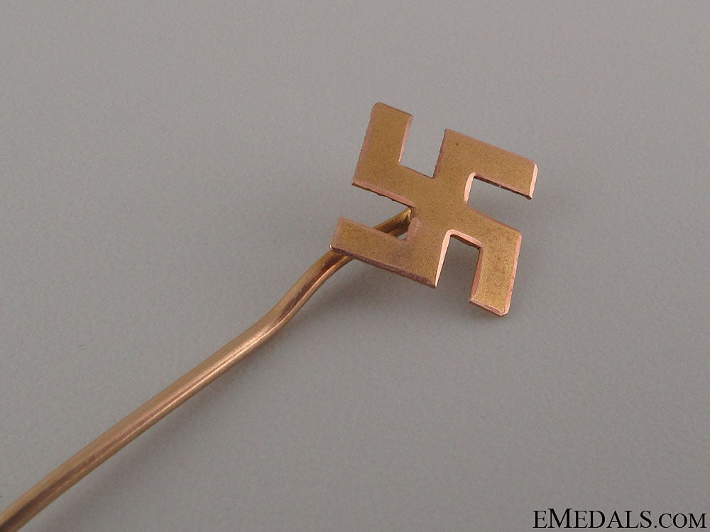 gold_swastika_pin_3.jpg524476562ae75