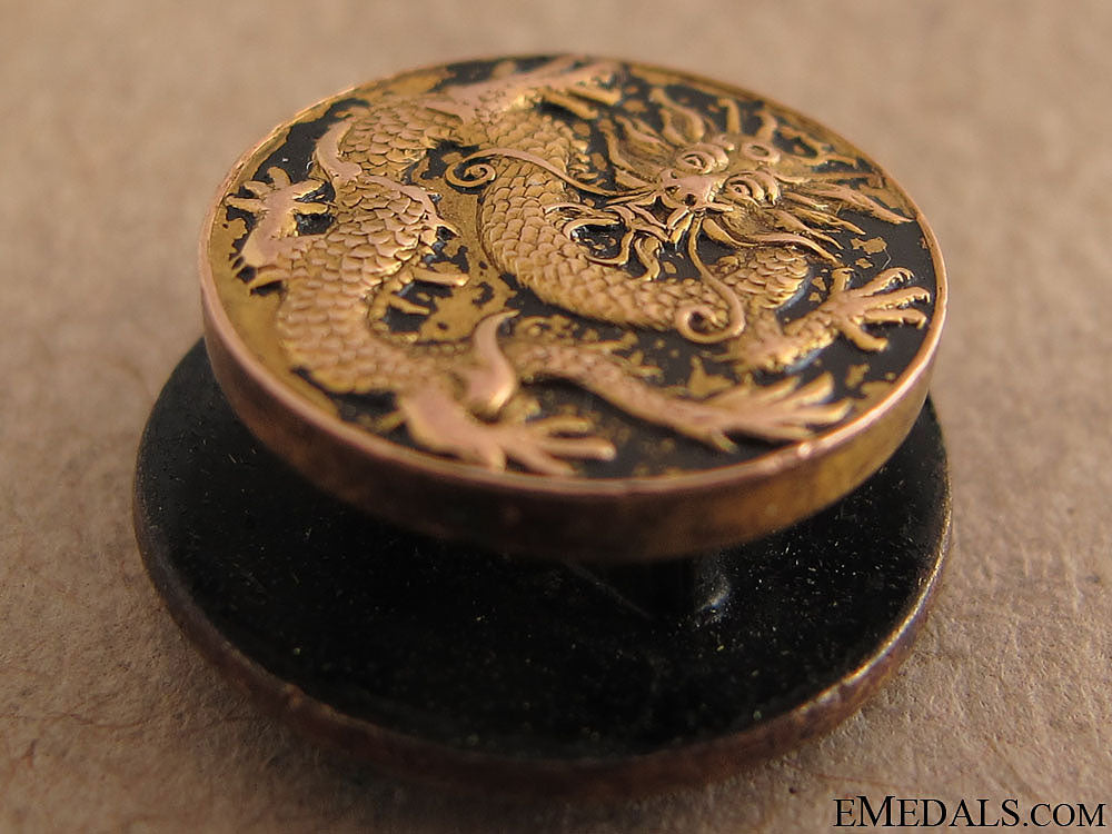 a_miniature_military_order_of_the_dragon_3.jpg51793d1762b80