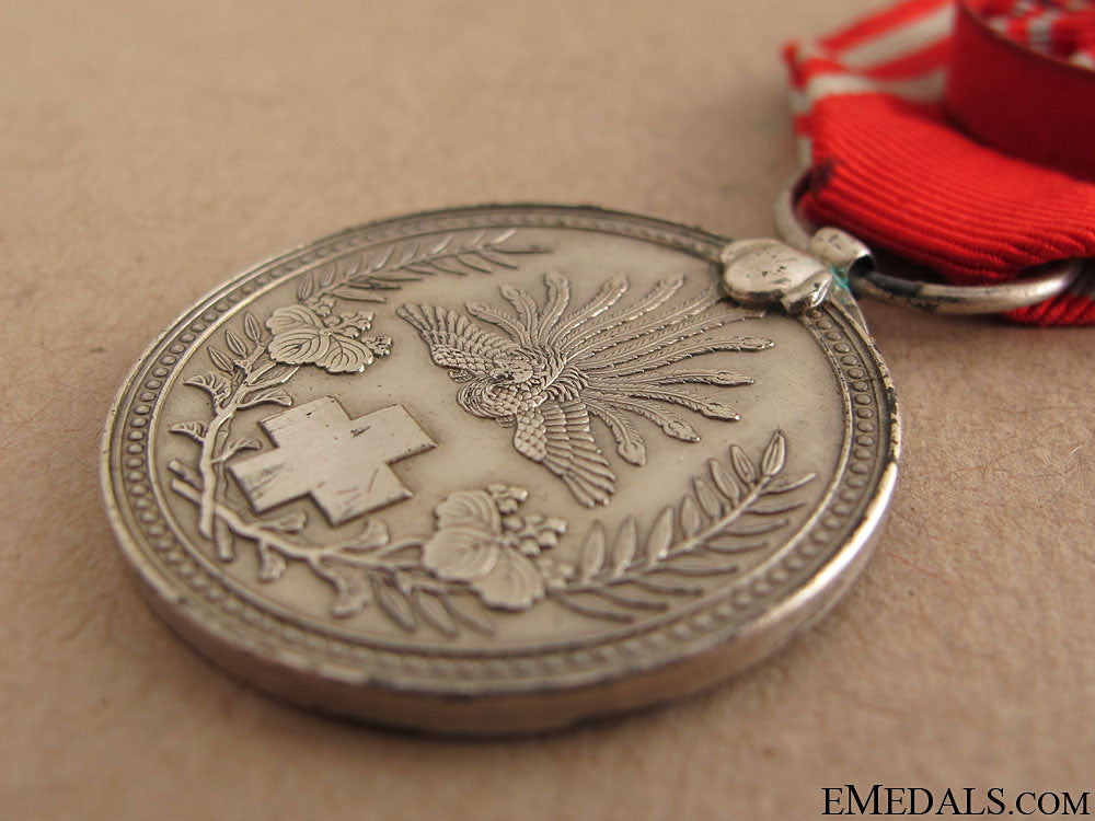 men's_red_cross_membership_medal_3.jpg517a9816e1bbe