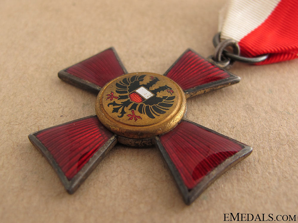 lübeck_hanseatic_cross_3.jpg51756df42a21c