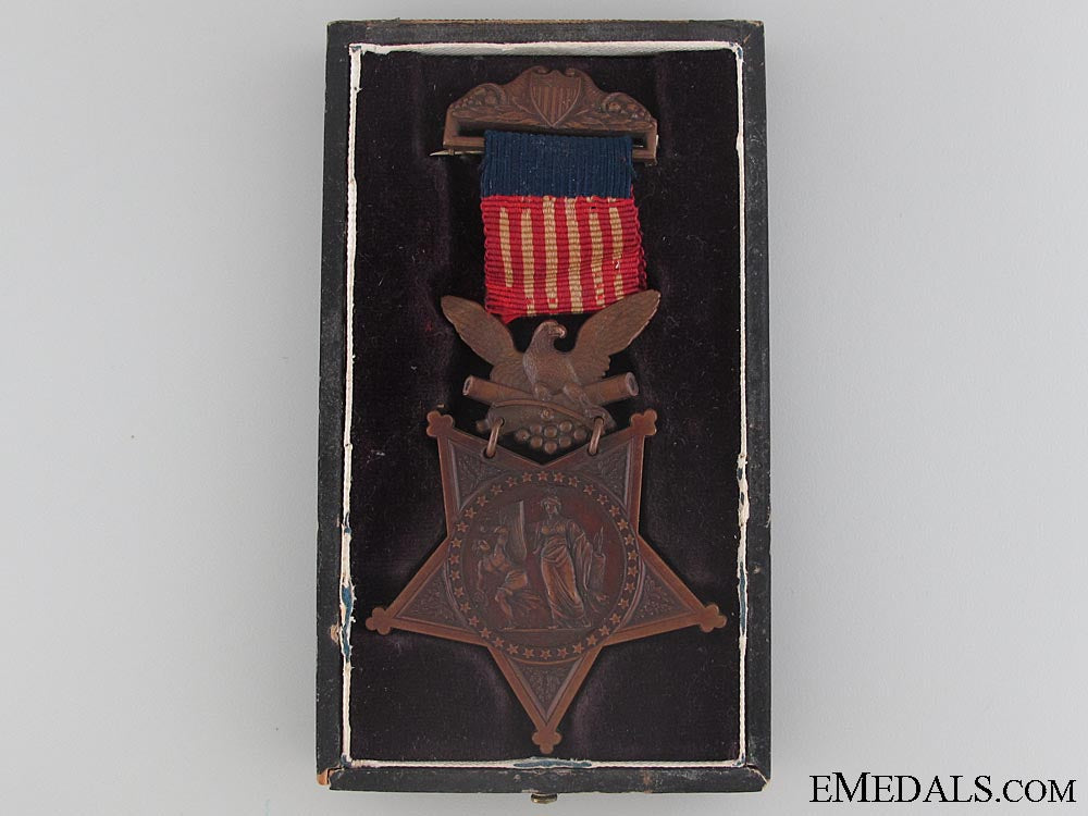 a_congressional_medal_of_honour_to_the8_th_u.s._cavy_3.jpg52cc2e1e3dfba