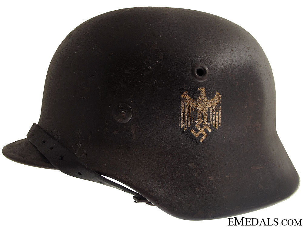 a_double_decal_m40_army_helmet_3.jpg519e26a55a40e