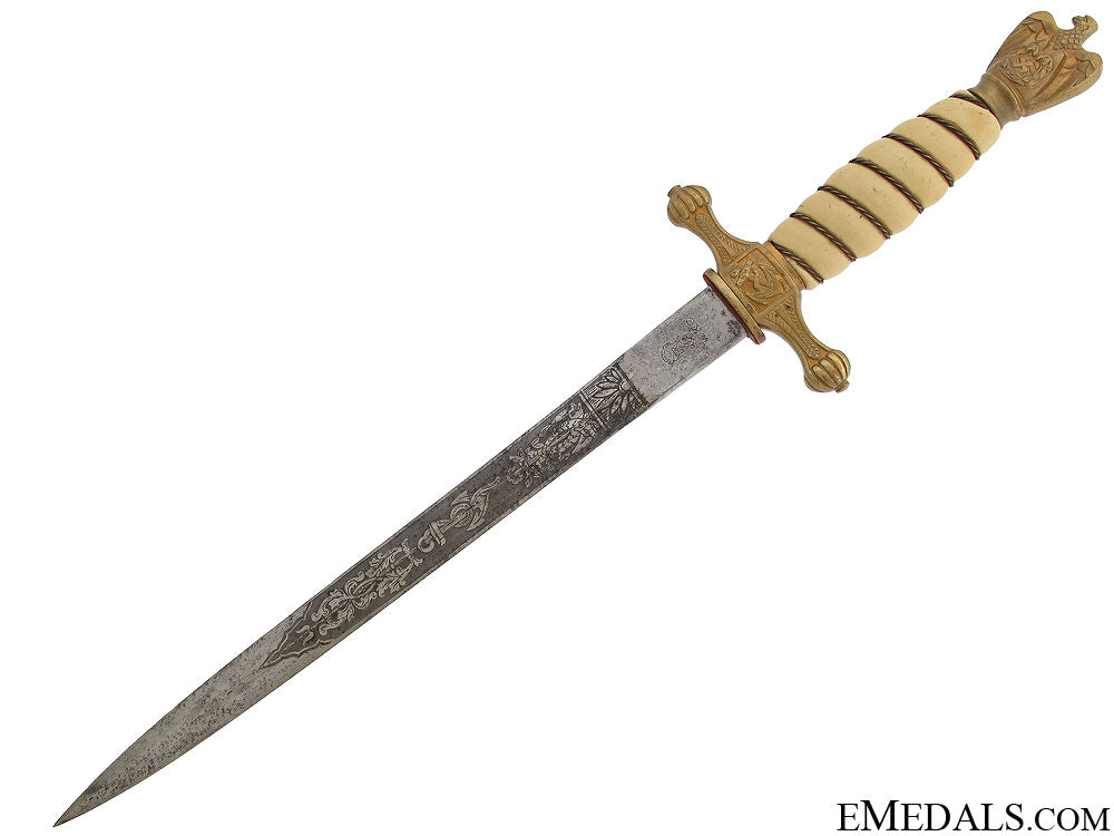 a_kriegsmarine_dagger_by_w.k.c_3.jpg51ded28cdfe54