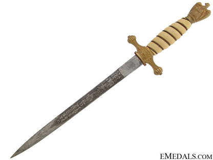 a_kriegsmarine_dagger_by_w.k.c_3.jpg51ded28cdfe54