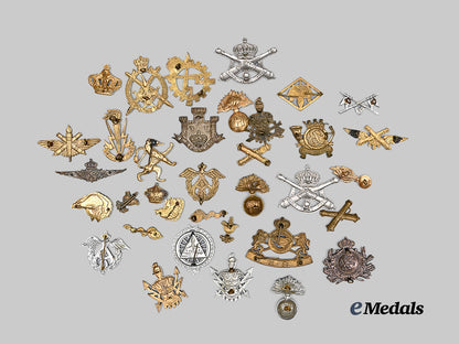 finland,_republic._a_lot_of_regimental_insignia&_badges_e_medals__e_u24828_3