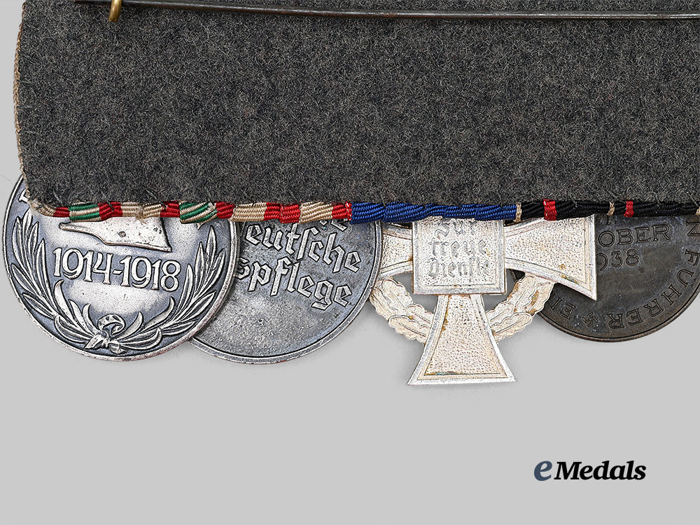 germany,_third_reich._a_medal_bar_for_a_first_and_second_world_war_non-_combatant_e_medals__g62923_8