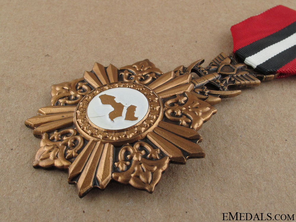 syrian_medal_of_honour_40.jpg523347dec61bc