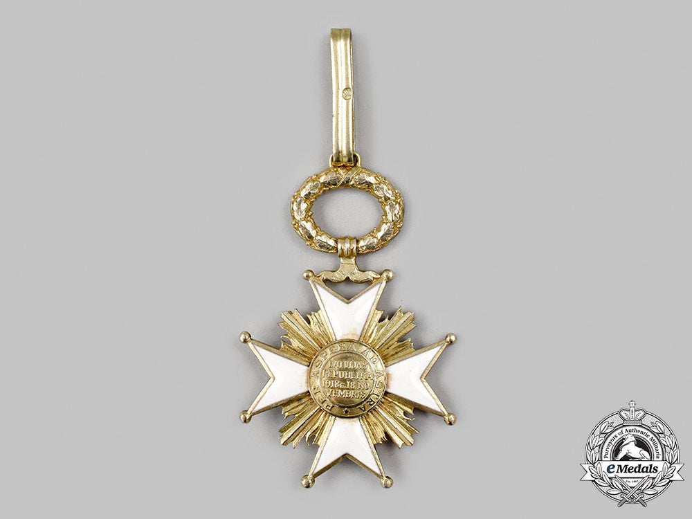 latvia,_republic._an_order_of_the_three_stars,_ii_class_grand_officer,_by_w.r.muller,_c.1935_40_m21_mnc6759_1