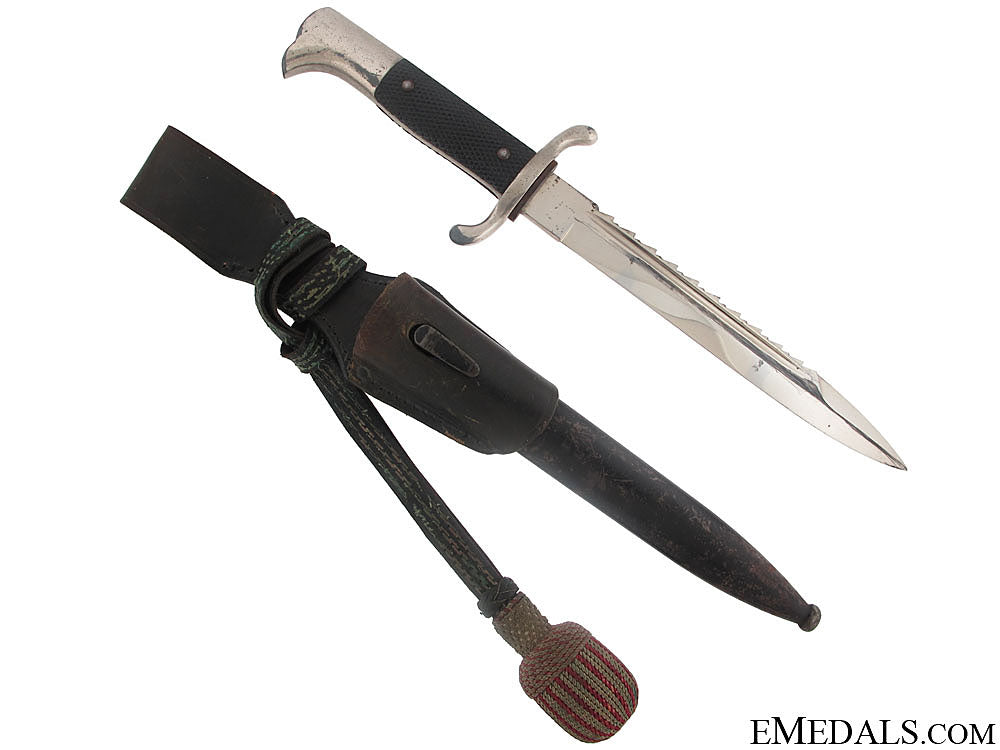 a_fireman's_sawback_bayonet_by_eickhorn_41.jpg50ef29ea7b40f