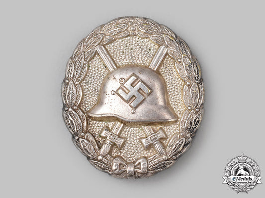 germany,_wehrmacht._a_wound_badge,_silver_grade,_first_pattern_41_m21_mnc1370