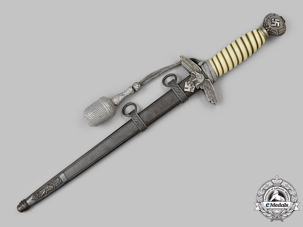germany,_luftwaffe._an_officer’s_dress_dagger,_with_hanger_41_m21_mnc2526