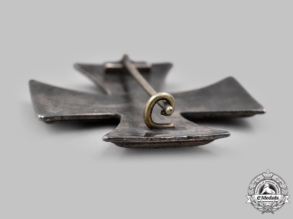 germany,_imperial._a_rare1914_iron_cross_i_class,_with_trench_id_art_tag,_to_a_pow_in_egypt_41_m21_mnc4049_1