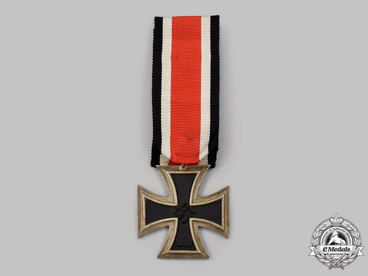 germany,_wehrmacht._a1939_iron_cross_ii_class,_by_paul_meybauer_42_m21_mnc4197_1