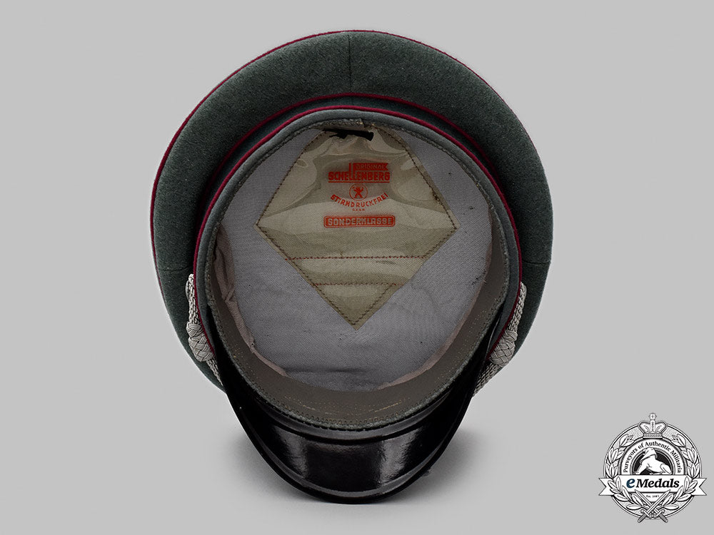 germany,_heer._a_rare_smoke/_chemical_troops_officer’s_visor_cap,_by_schellenberg_42_m21_mnc6078_1
