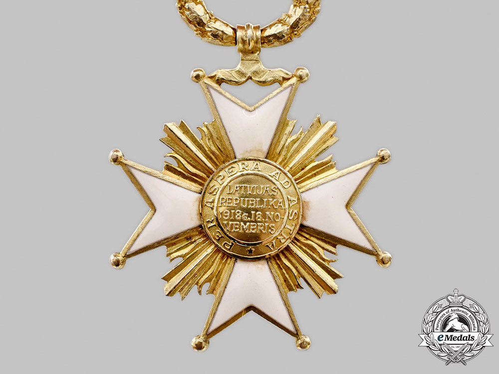 latvia,_republic._an_order_of_the_three_stars,_ii_class_grand_officer,_by_w.r.muller,_c.1935_42_m21_mnc6761_1