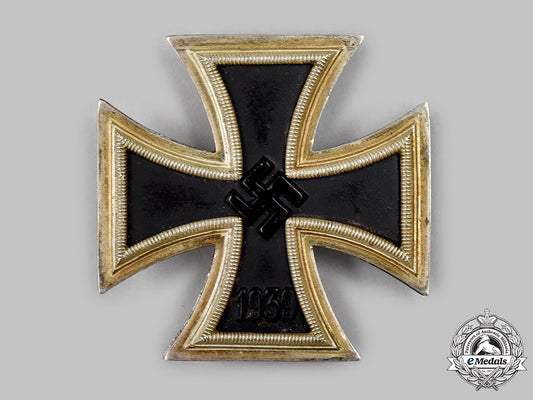 germany,_wehrmacht._a1939_iron_cross_ii_class,_with_replaced_frame,_by_steinhauer&_lück_42_m21_mnc7228