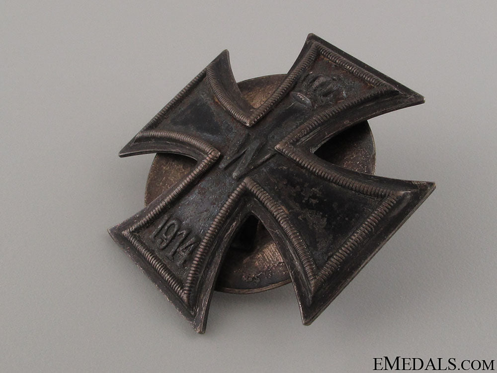 iron_cross_first_class1914-_screwback_45.jpg5239d7de285eb