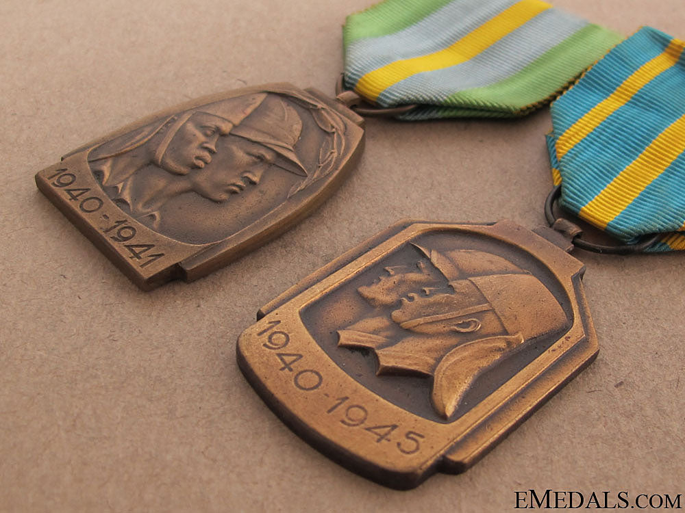 two_belgian_campaign_medals_for_africa_45.jpg510fdd6977d91