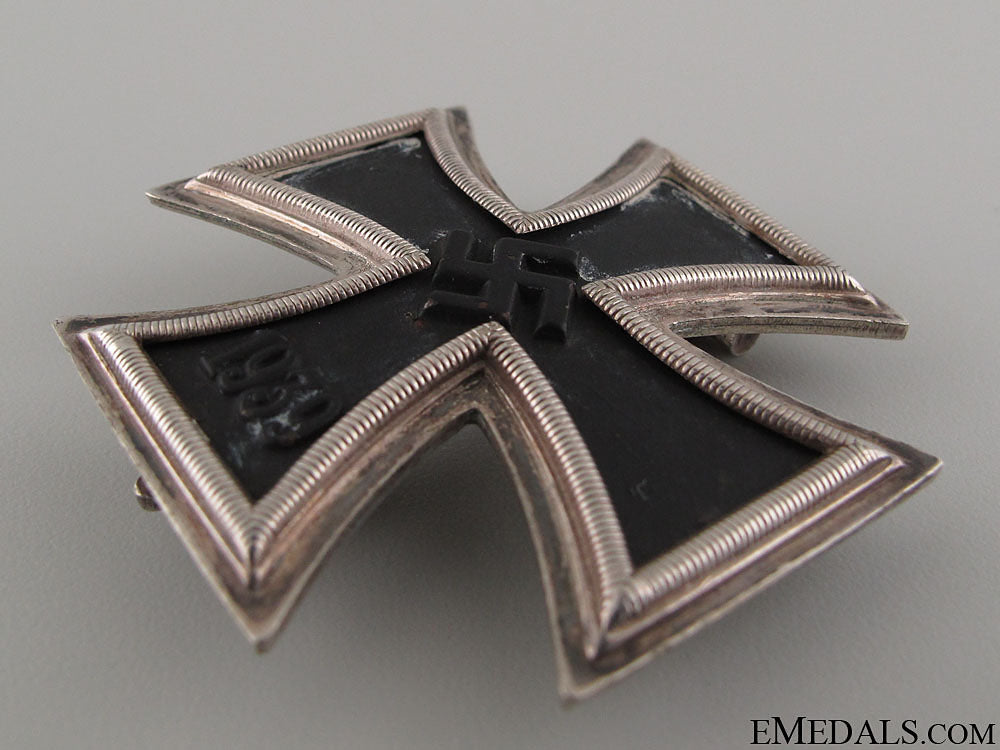 iron_cross1_st_class1939_by_zimmermann_47.jpg52614c44082b5