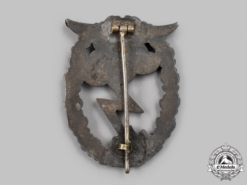 germany,_luftwaffe._a_ground_assault_badge,_by_g.h._osang_47_m21_mnc2195