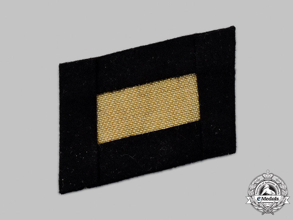 germany,_ss._a_waffen-_ss_em/_nco’s_collar_tab_47_m21_mnc3135