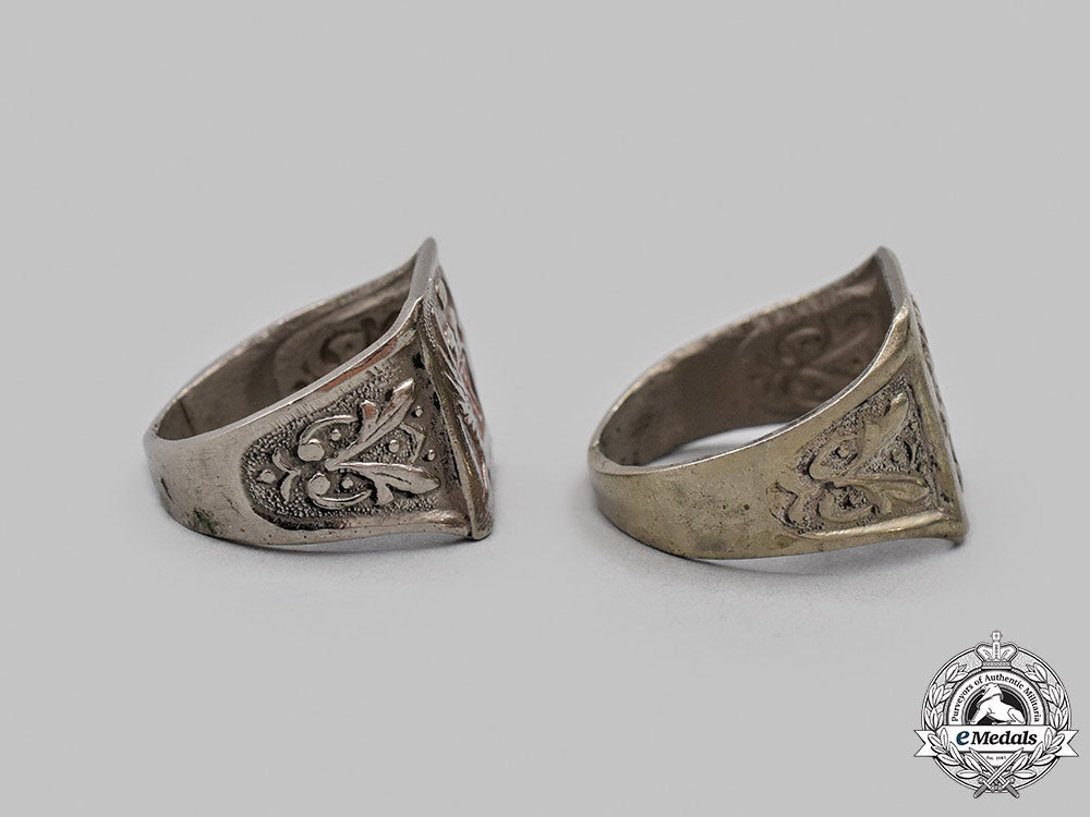 spain,_facist_state._two_membership_rings,_c.1940_47_m21_mnc4843