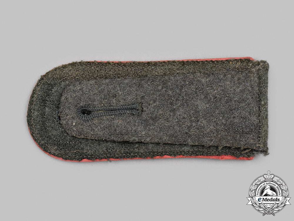 germany,_heer._an_armoured_unit_feldwebel’s_shoulder_strap_47_m21_mnc7916