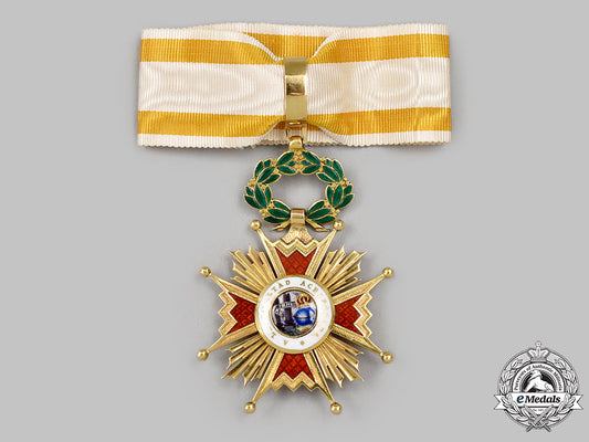 spain,_kingdom._an_order_of_isabella_the_catholic_in_gold,_lady’s_commander,_c.1940_48_m21_mnc0688_1_1