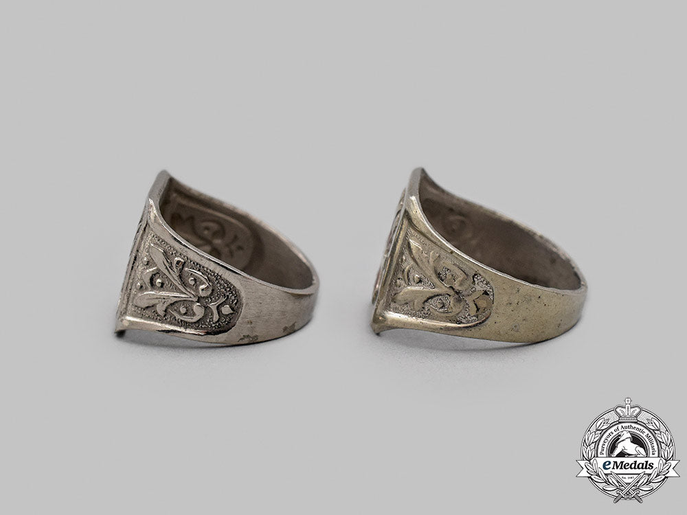 spain,_facist_state._two_membership_rings,_c.1940_49_m21_mnc4844