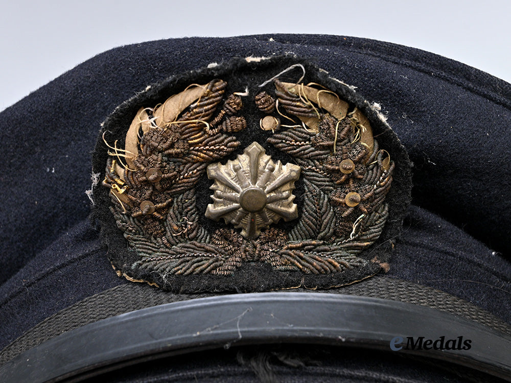 japan,_empire._a_pair_of_officer's_visors_e_medals__w8665_12