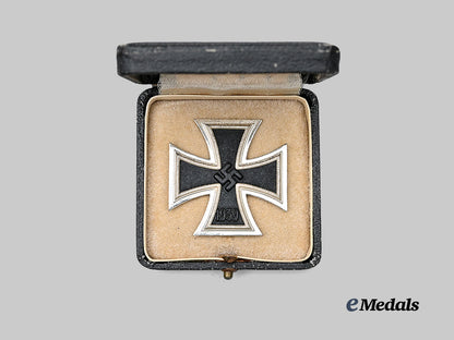 germany,_wehrmacht._a"_minty"1939_iron_cross_i_class,_with_case,_by_wilhelm_deumer_e_medals__g61755_3