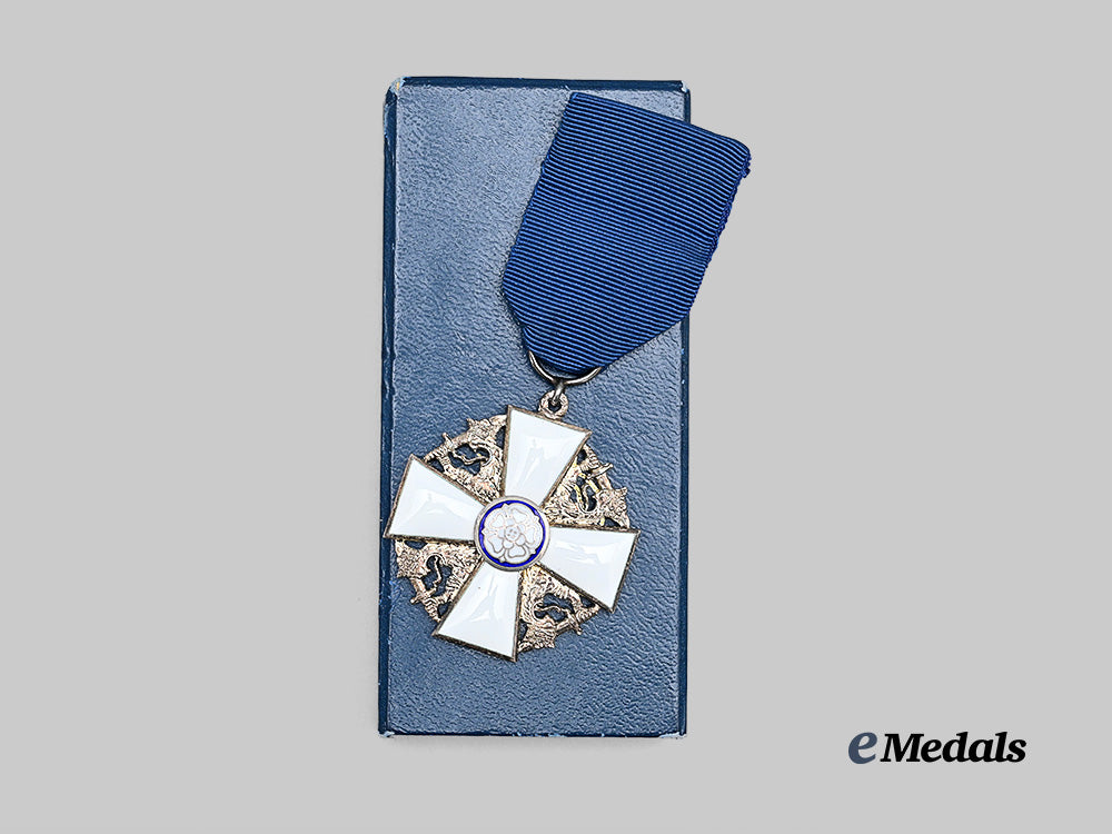 finland,_republic._an_order_of_the_white_rose,_knight_by_tillander,1987_e_medals__m0625-123_4