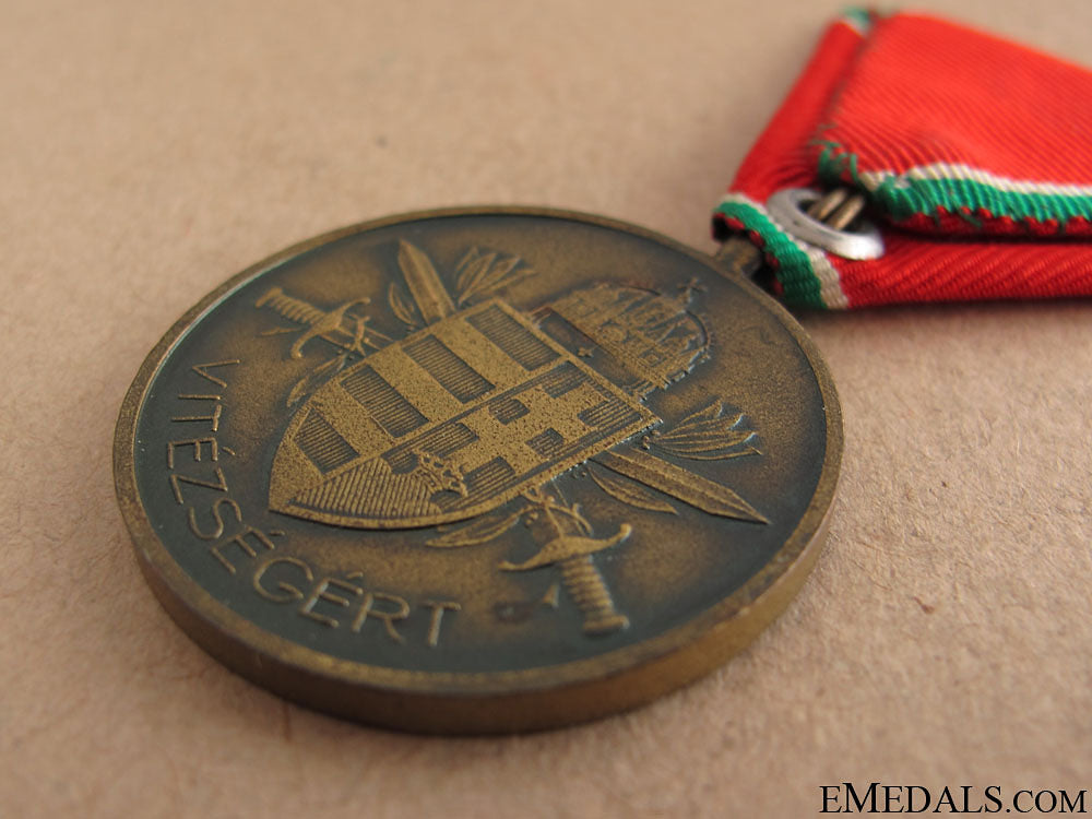 wwii_hungarian_bravery_medal_4.jpg517562b9aa848