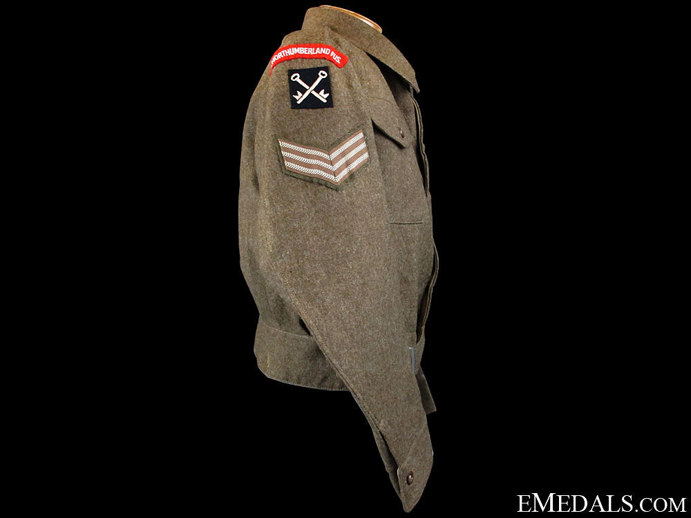 wwii_royal_northumberland_fusiliers_battledress1945_4.jpg5140a3c055df6