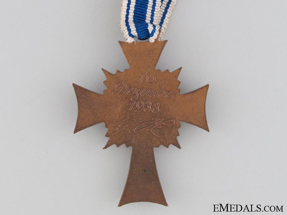 mother's_cross;_bronze_grade_4.jpg52fe66814adaf