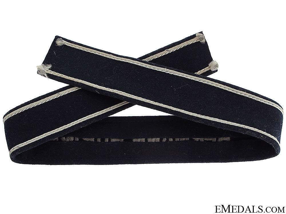 hermann_göring_division_officer’s_cufftitle_4.jpg514cb0c59bc65