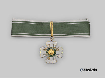 brazil,_republic._an_order_of_military_merit,_grand_officer_set_in_case,_c.1975_e_medals__m0332-35_6