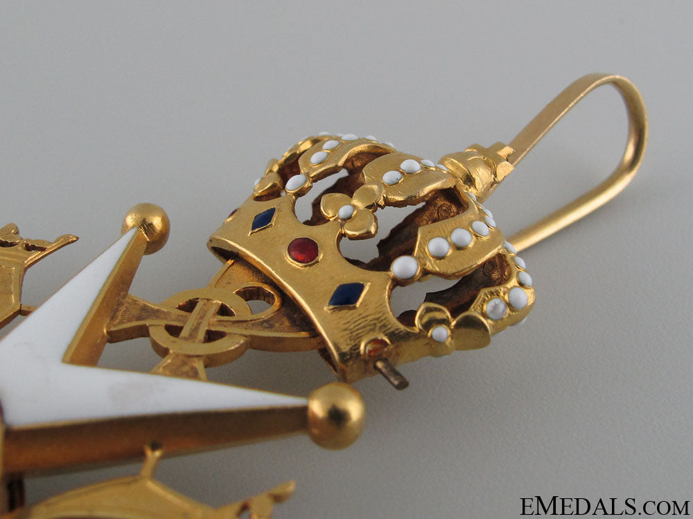 a_royal_norwegian_order_of_st._olav;_commander’s_cross_in_gold_50.jpg5262b6bd5bee5