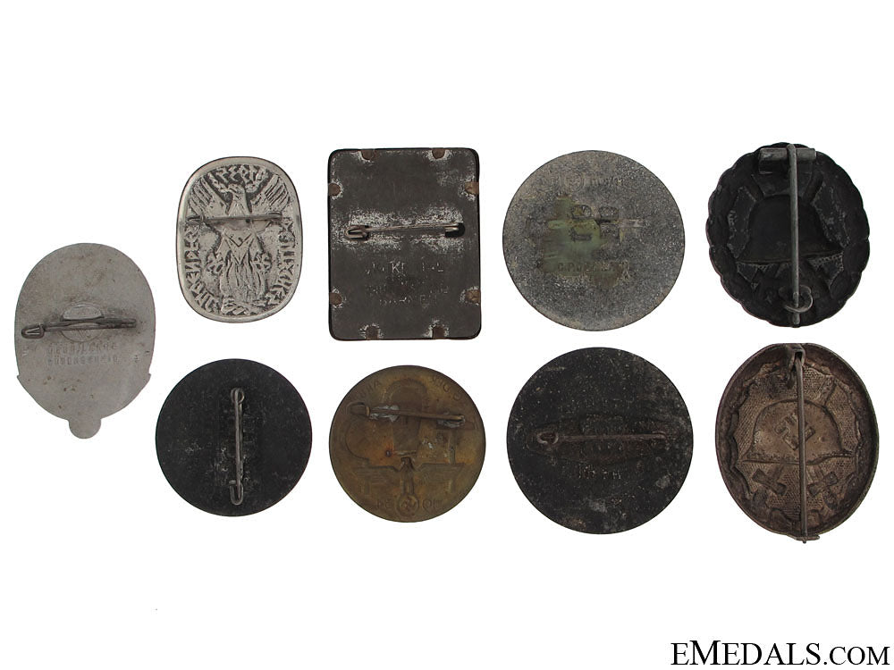a_mixed_lot_of_german_tinnies_and_badges_50.jpg51069bfeb4f7e