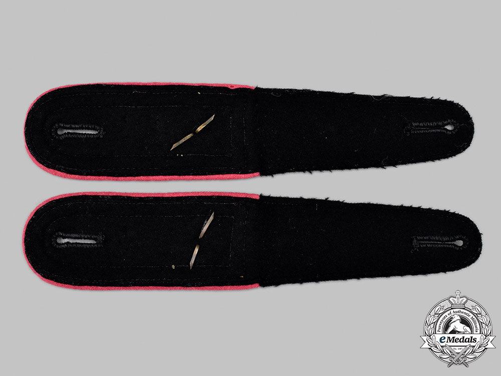 germany,_heer._a_set_of_panzer_feldwebel_shoulder_straps_50_m21_mnc1379